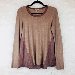 Bordeaux Brown Lace and Satin Thermal Long Sleeve
XL